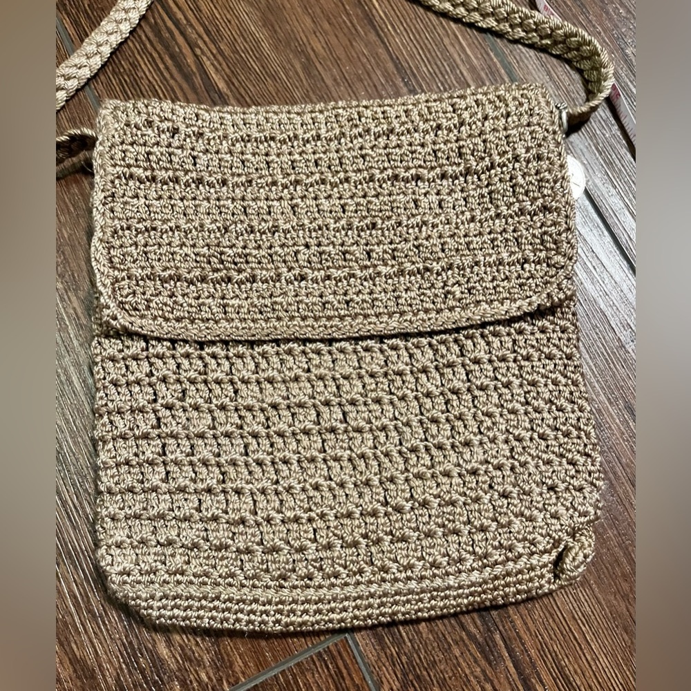 The Sak, small crochet crossbody bag. Tan.